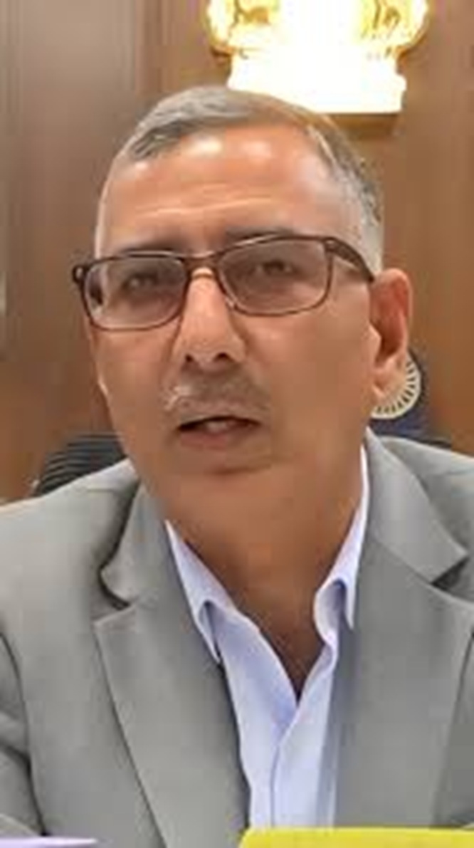 'DM  Kathua imposes 60-Day curbs on movement within 5 Km of IB '